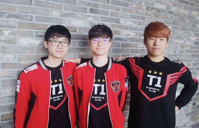 持续不断的 持续不断的