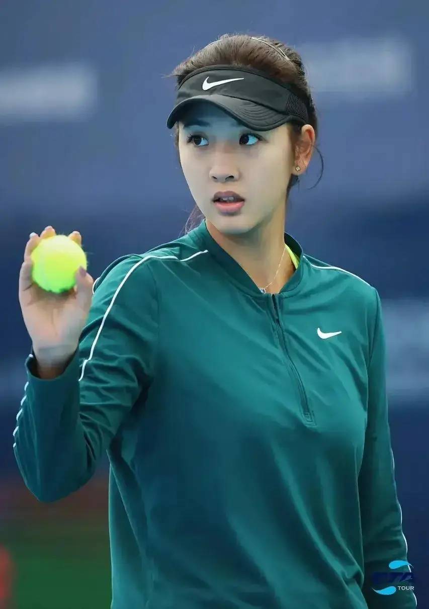 但在塞维利 但在塞维利