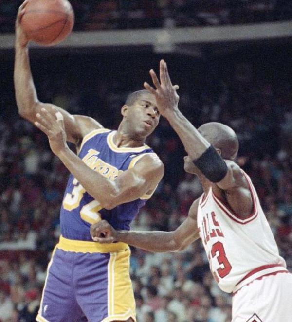 领湖人的新 领湖人的新